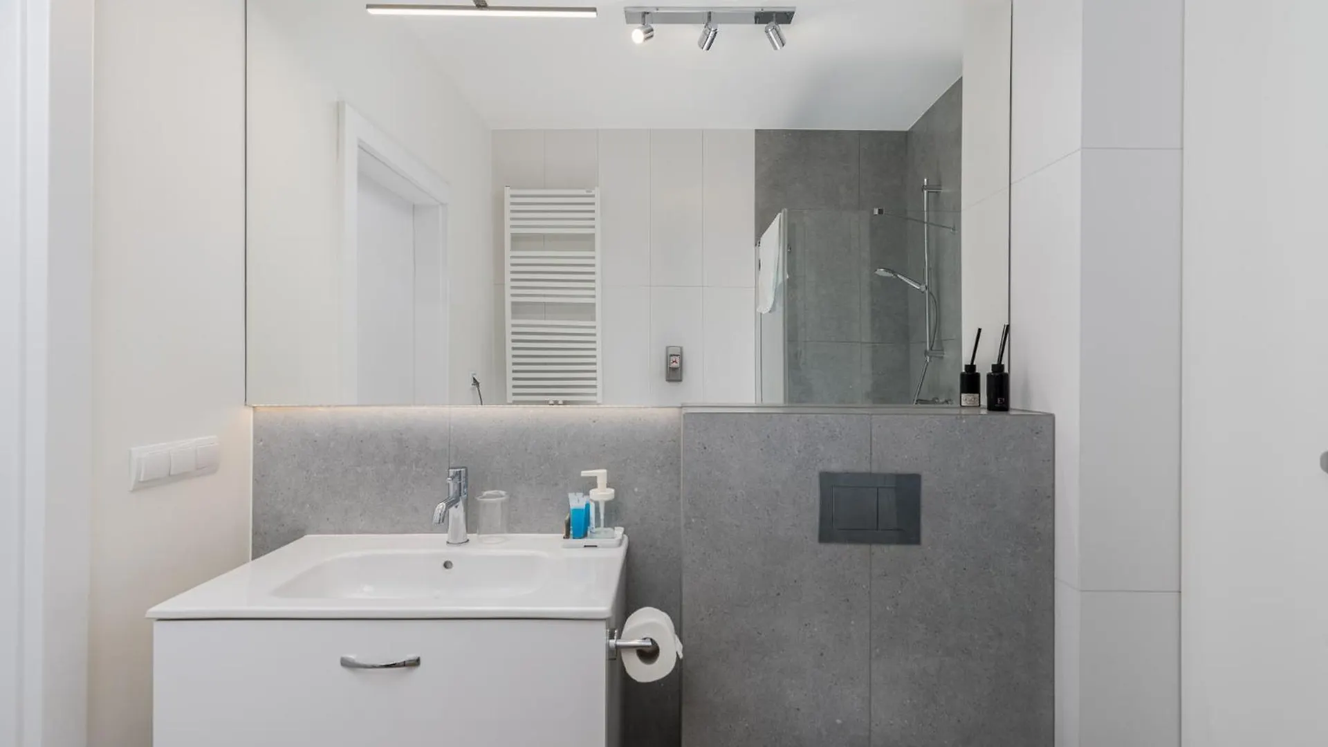 Park Krowoderski Comfort Apartment Krakow Poland